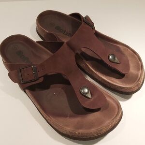 SoftMoc brown Birkinstock style sandles